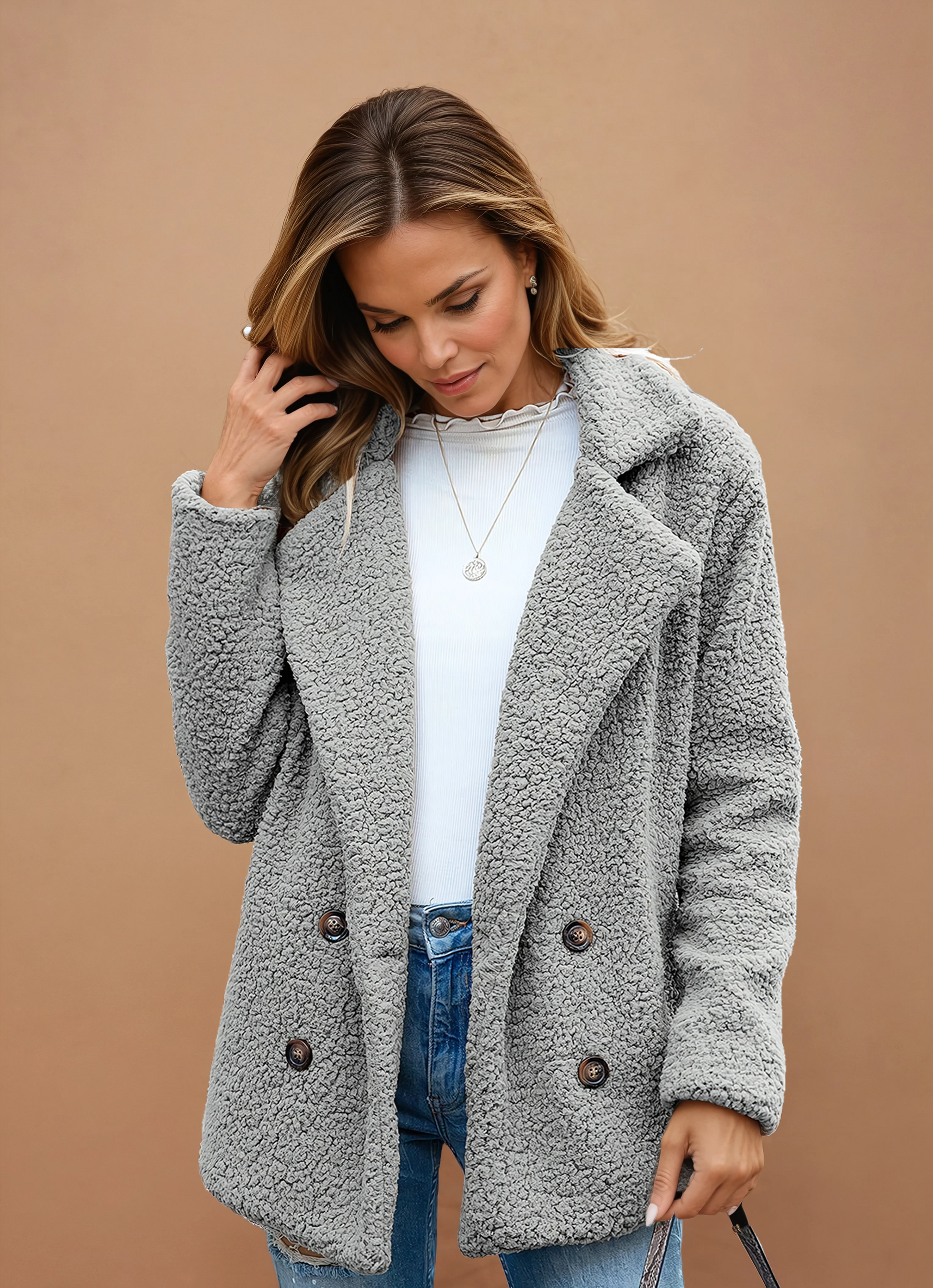 Missklara Flauschige Oversize-Capejacke