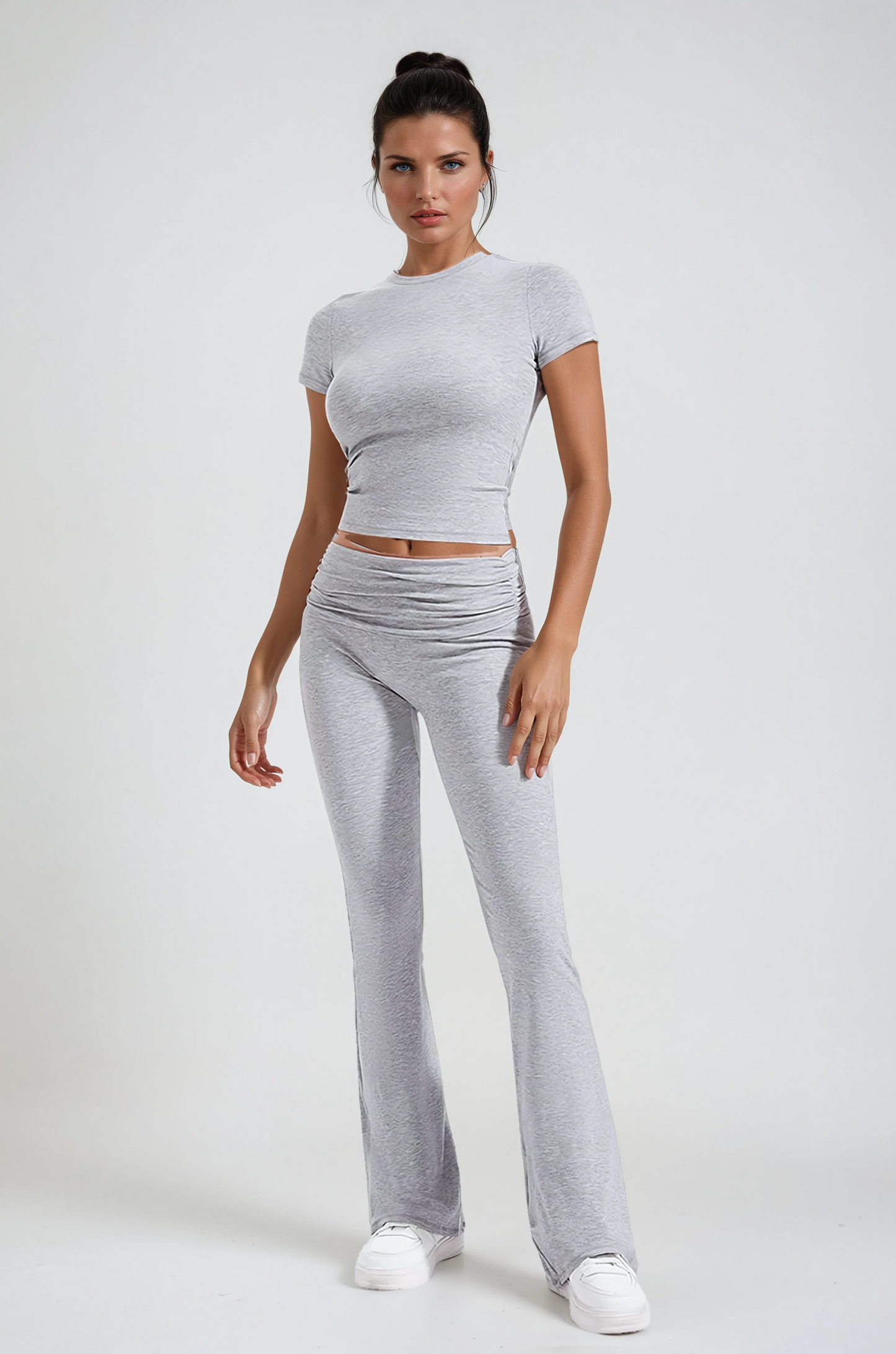 Missklara Lounge Set mit ausgestellter Hose gray