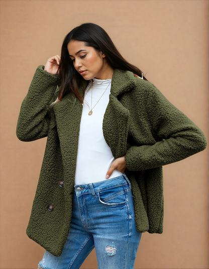 Missklara Flauschige Oversize-Capejacke Grün