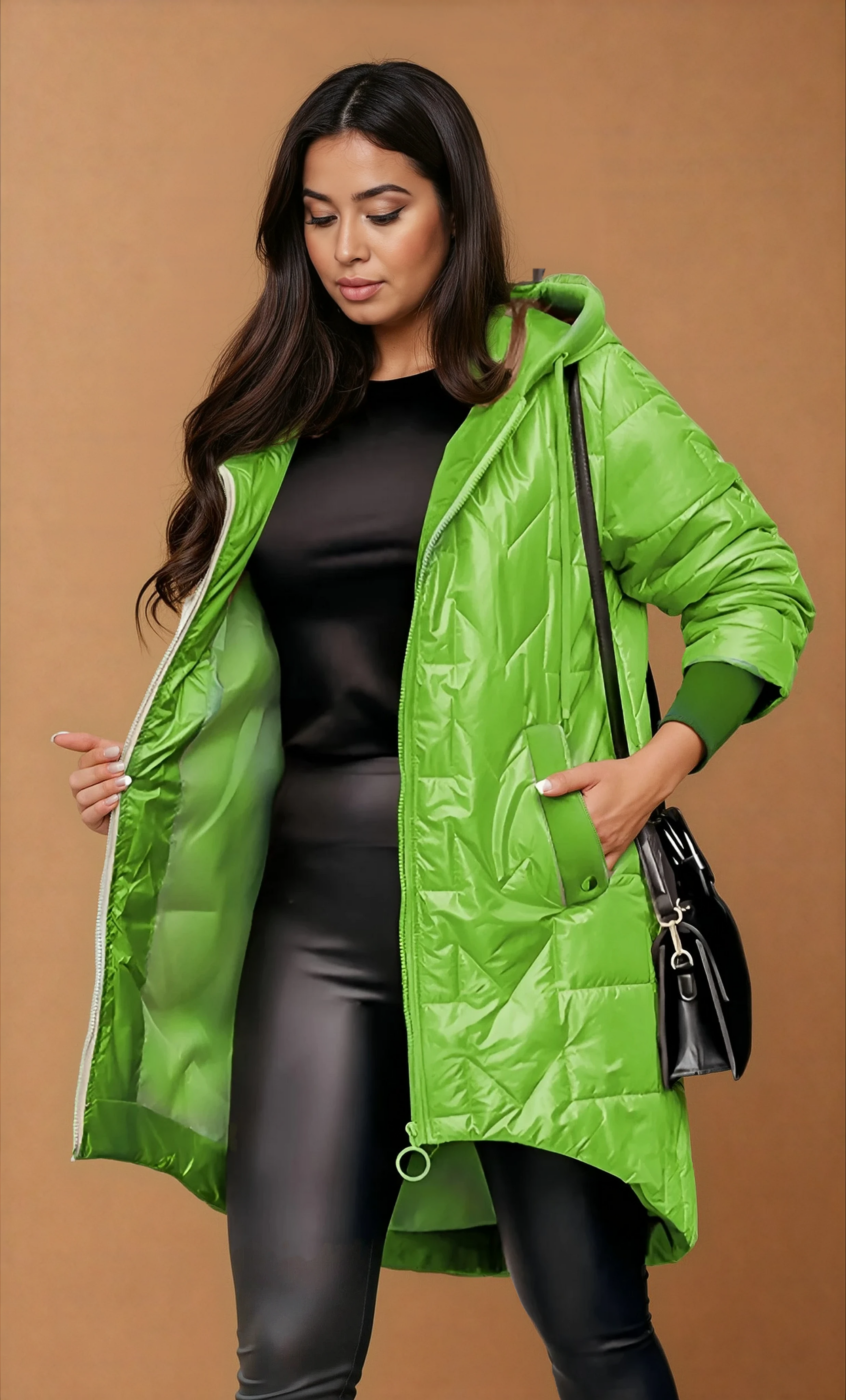 Missklara Kapuzenjacke mit langen Ärmeln