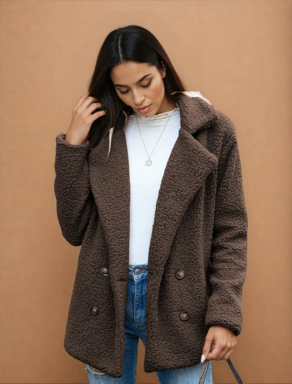 Missklara Flauschige Oversize-Capejacke Kaffe