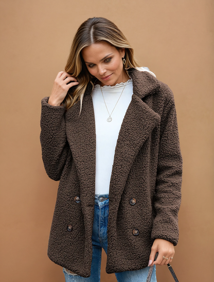 Missklara Flauschige Oversize-Capejacke