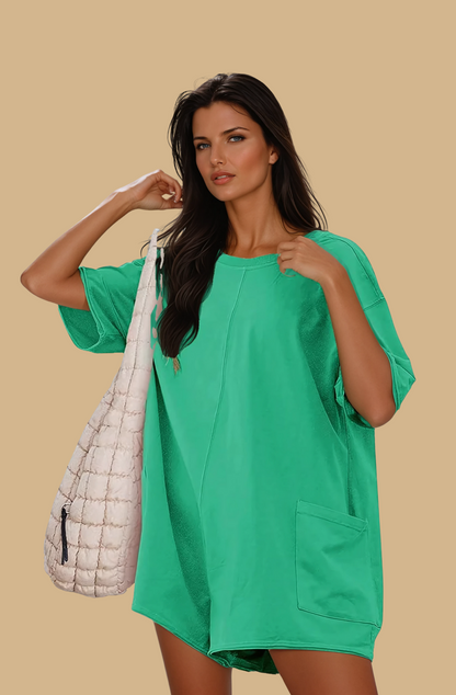 Lässiger Einteiler mit V-Ausschnitt am Rücken und Taschen Green