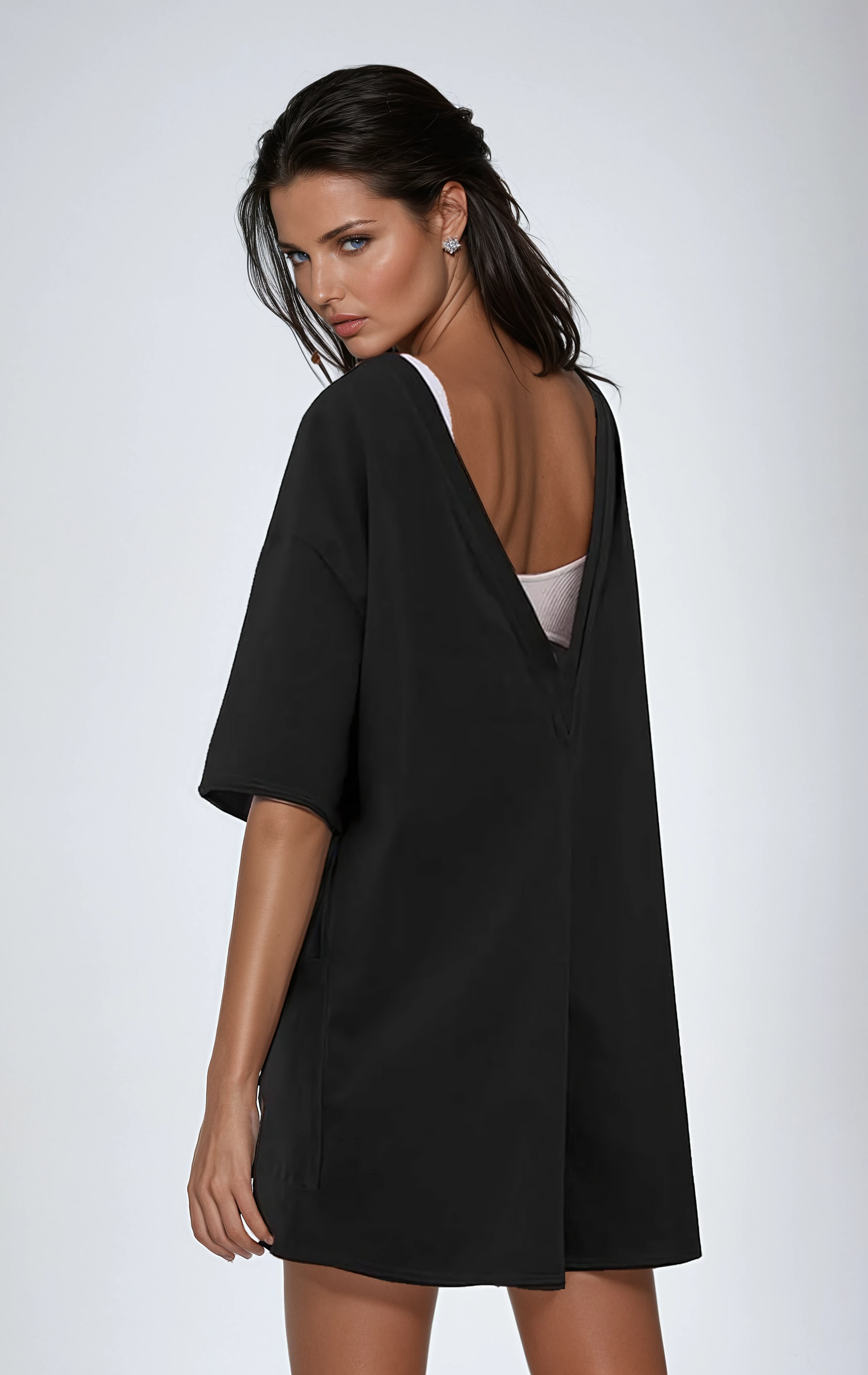 Lässiger Einteiler mit V-Ausschnitt am Rücken und Taschen