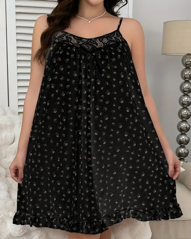 Verspieltes Schlafkleid mit Spitzenbesatz und Blumenmuster