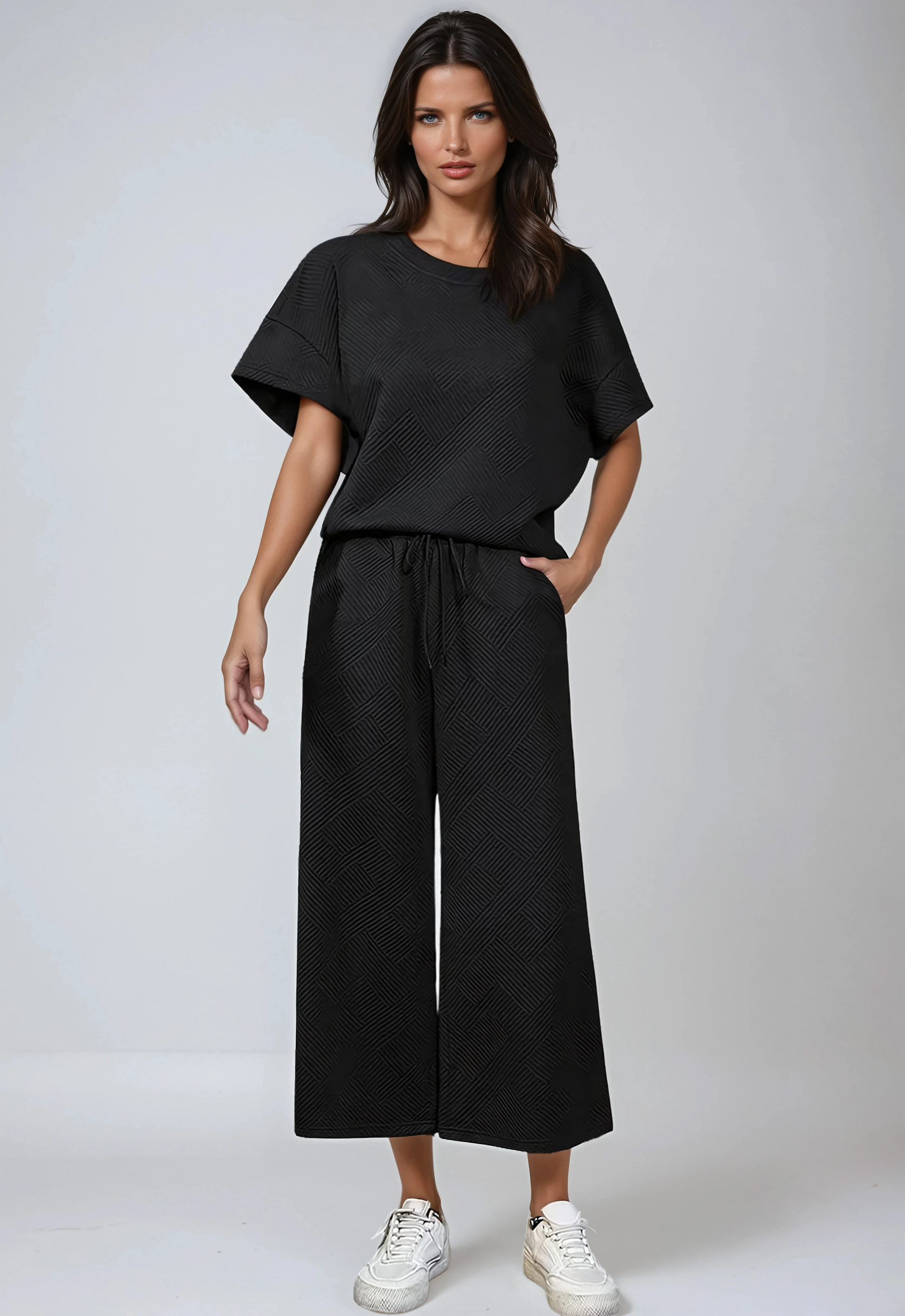 Zweiteiliges Lounge-Set aus strukturiertem Strick mit Kordelzug in der Taille